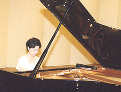 지학순장학기금마련 윤경련 피아노 독주